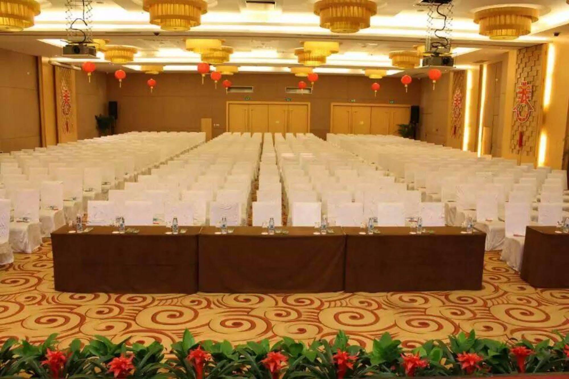 Weihai Haiyue Jianguo Hotel Екстер'єр фото
